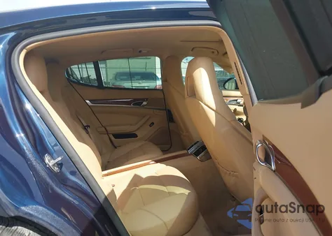 2011 Porsche Panamera 4 z USA, uszkodzony, nr VIN WP0AA2A78BL020720